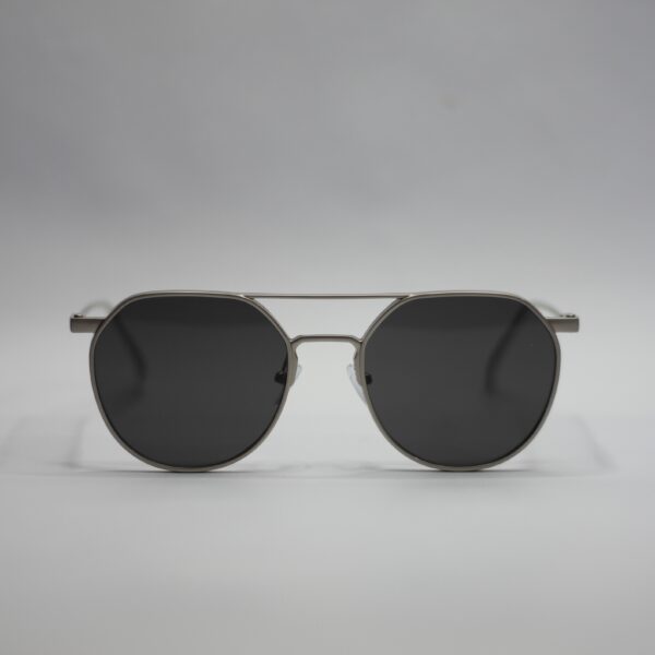 Metal Sunglassess for Men Uv 400 Silver body Black glass