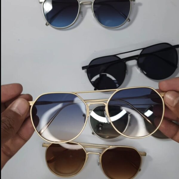 Metal Sunglassess for Men Uv 400 Golden body Blue glass