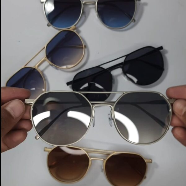 Metal Sunglassess for Men Uv 400 Silver body Gray glass